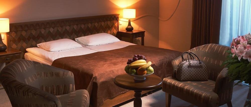 La Pazza Suites Стамбул Экстерьер фото