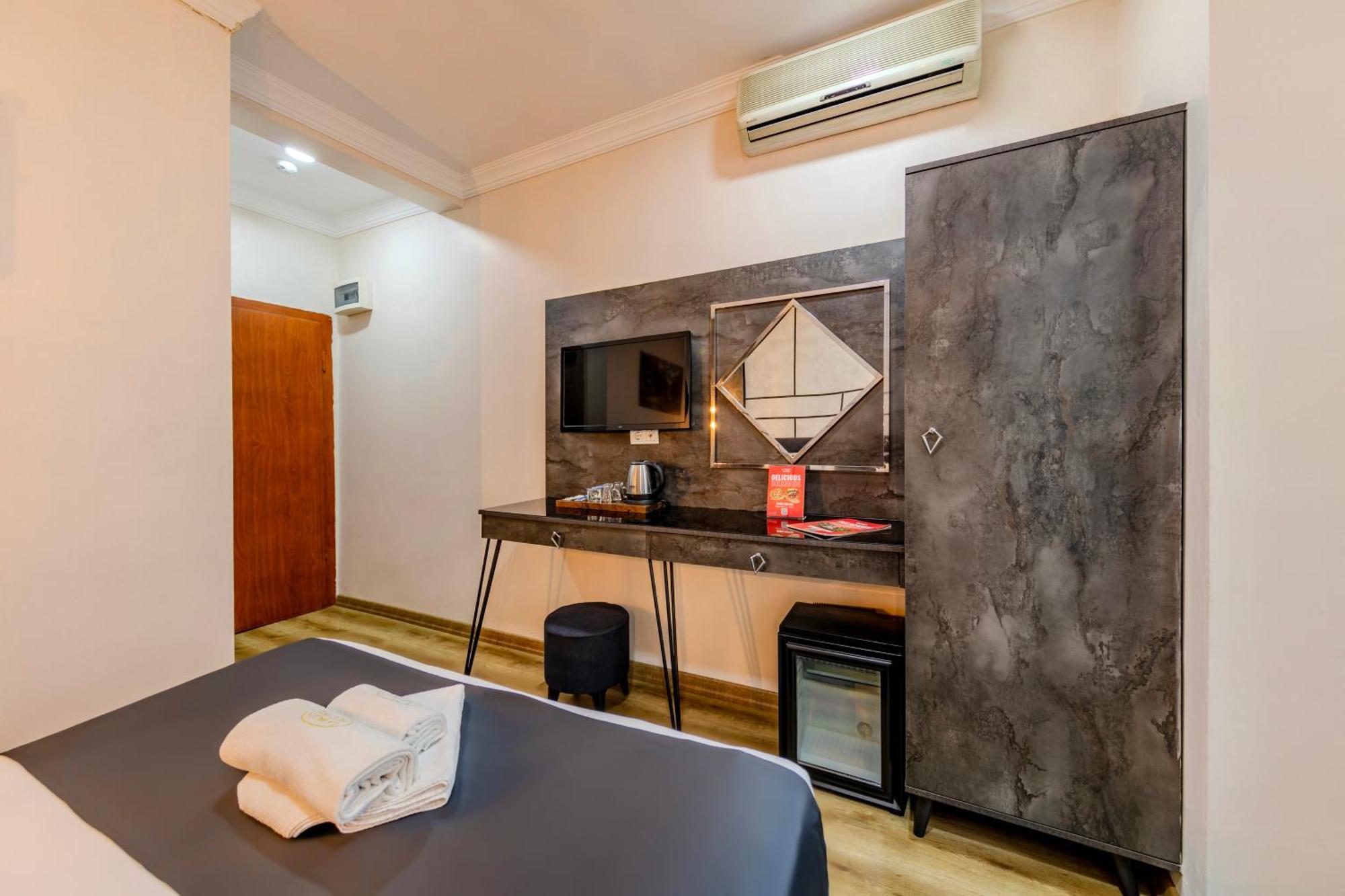 La Pazza Suites Стамбул Экстерьер фото