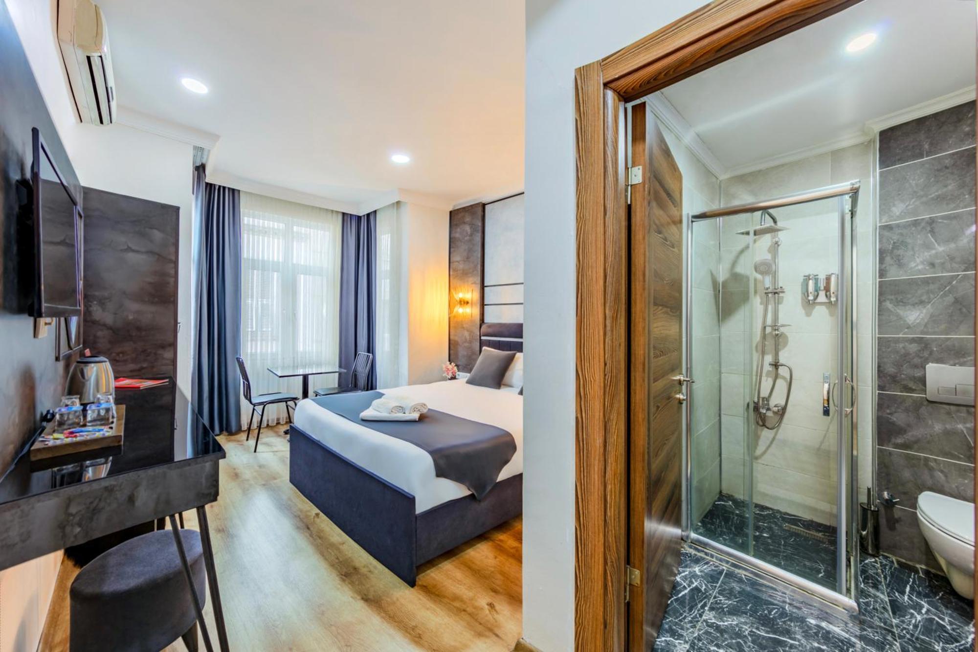 La Pazza Suites Стамбул Экстерьер фото