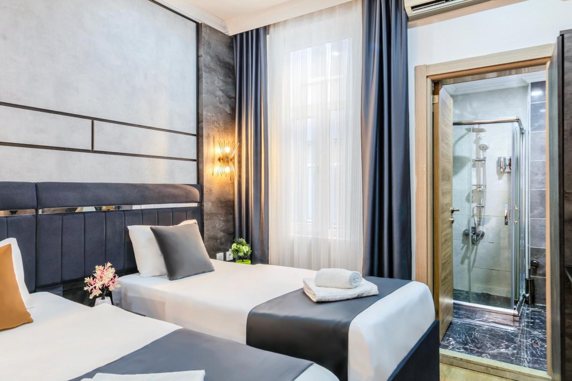La Pazza Suites Стамбул Экстерьер фото
